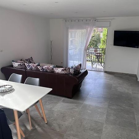 Ferienwohnung Chez Sana Saint-Dizier Exterior foto